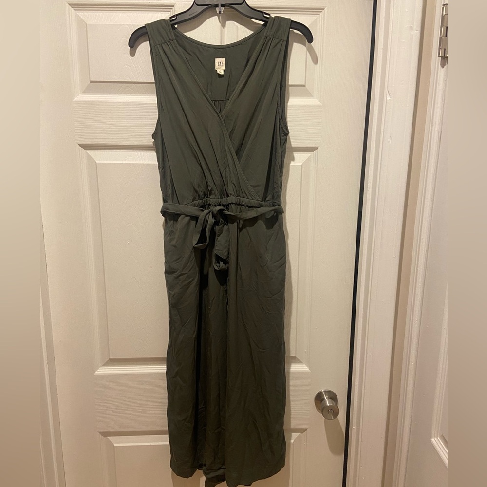 GAP jumpsuit, olive green, cropped wide-leg, size m
